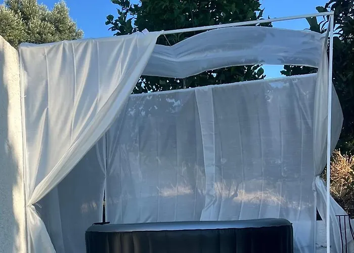 Greek House Tatiana Feriehus *